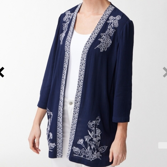 Chico's Navy Embroidered Crinkle Open Front Jacket Size Small - Picture 2 of 8